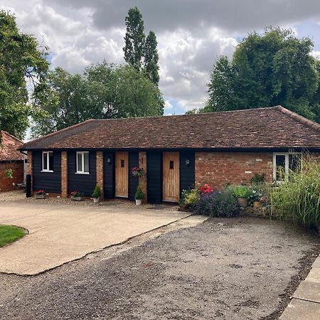 Upper Wood End Farm Holiday Cottages Marston Moreteyne Kültér fotó
